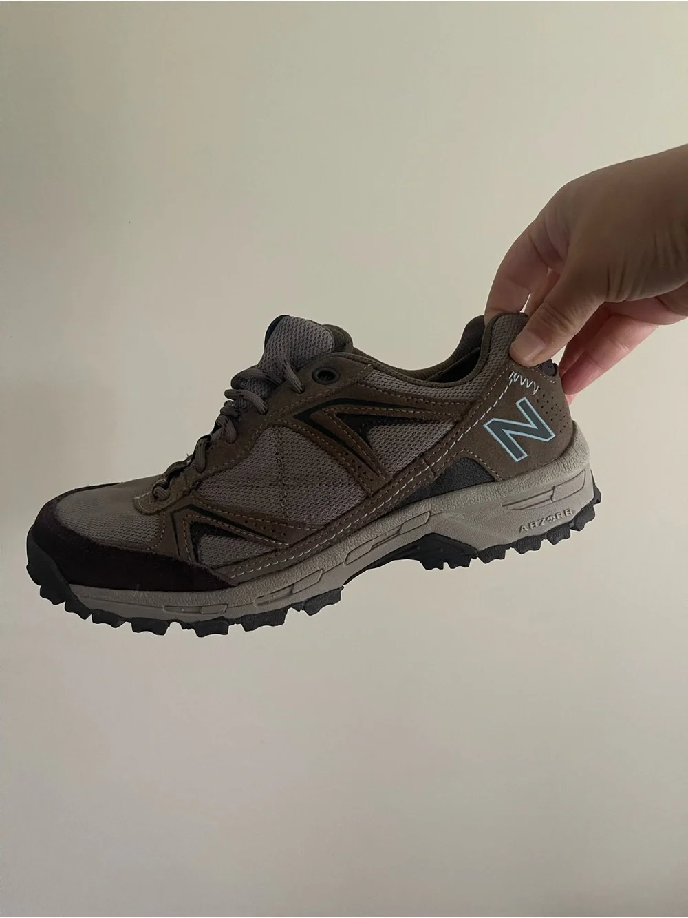 New Balance Men's Gray/Taupe Trail Sneaker